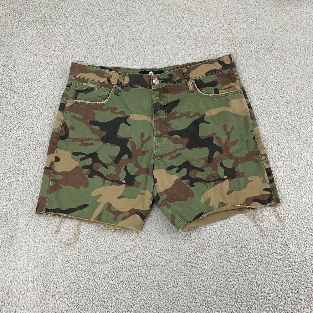 Jordan Craig Vintage Camo Shorts Men 38 Cutoff Streetwear